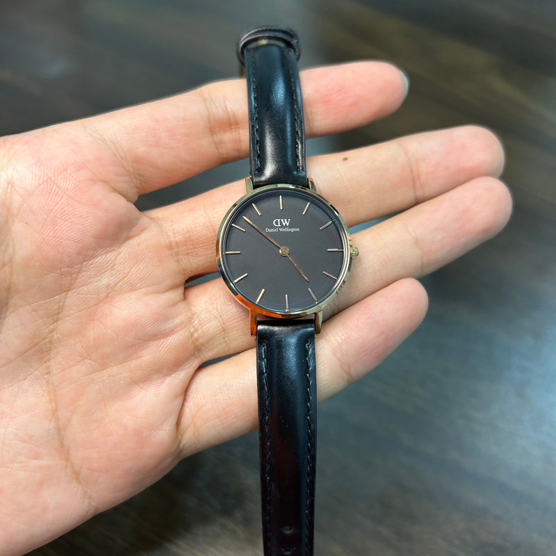 [Pre-Owned] Daniel Wellington Black Classic Sheffield 28mm Ladies Watch