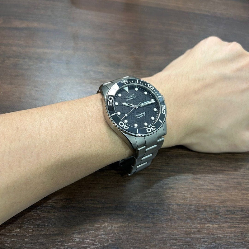 [Pre-Owned] Mido Ocean Star 200C Titanium Automatic Men Diver Watch