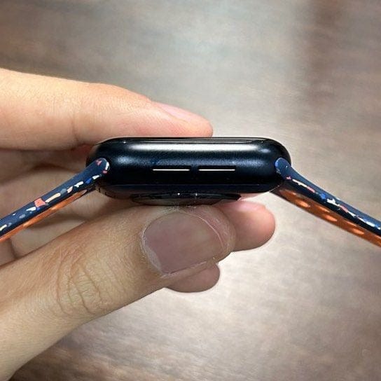 [Pre-Owned] Apple Watch SE 2 (40mm) Nike Edition Aluminium GPS Smartwatch