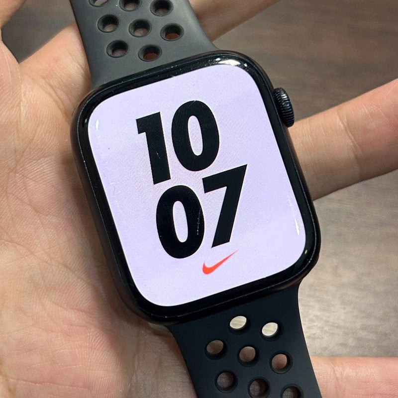 [Pre-Owned] Apple Watch Series 7 (45mm) Nike Edition Aluminium GPS Smartwatch
