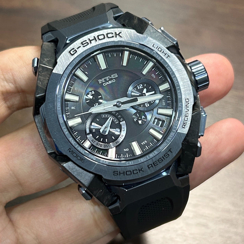 [Pre-Owned]  Casio G-Shock MTG-B4000B-1A2 AI Designed Solar Radio Controlled Men Watch