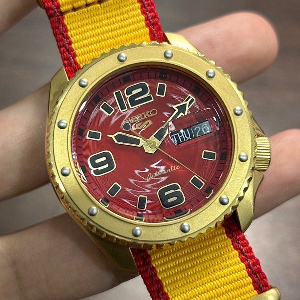 [Pre-Owned] Seiko 5 Sports X Street Fighter V Zangief SRPF24K1 Limited 9999 Automatic Men Watch