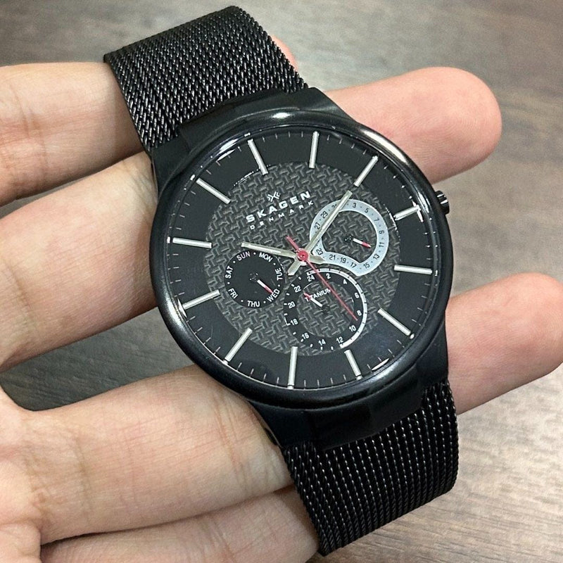 [Pre-Owned] Skagen 809XLTBB Black Titanium Quartz Men Watch