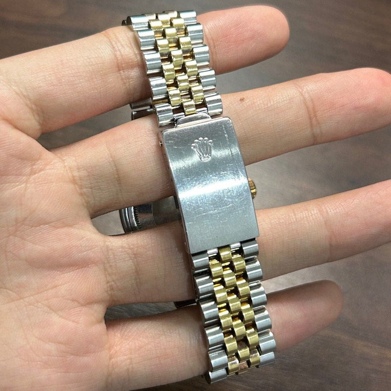 [Pre-Owned] Rolex Vintage Datejust 16013 18k Gold Champagne Linen Dial Watch